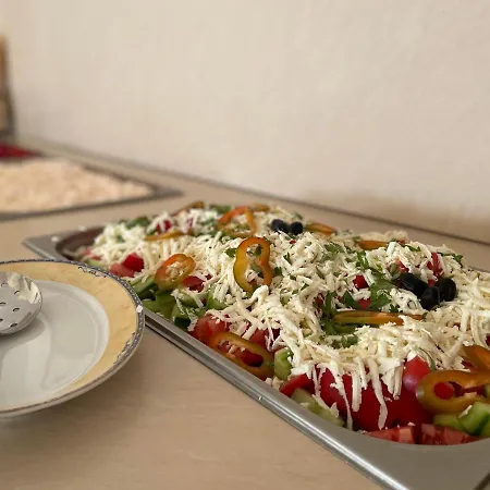 恩伊斯酒店 酒店 3*