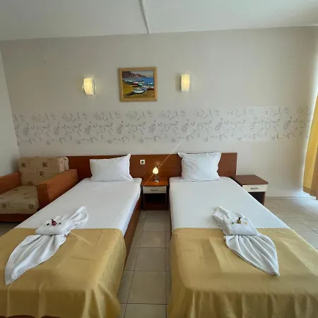 恩伊斯酒店 希典