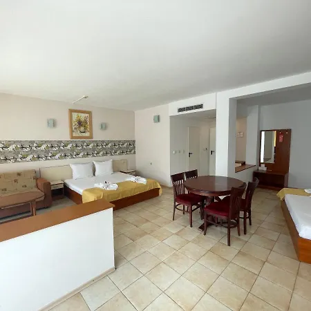 恩伊斯酒店 酒店 3*