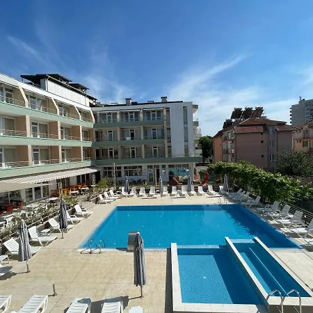 Onyx Hotell 3*