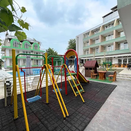 恩伊斯酒店 酒店