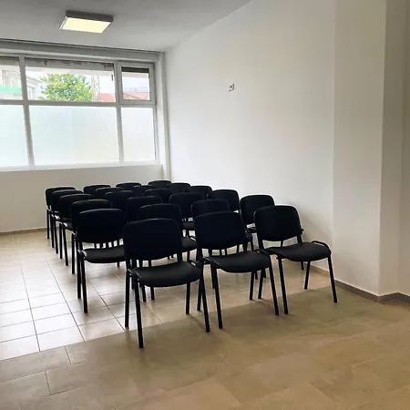 酒店 恩伊斯酒店