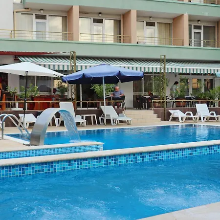 恩伊斯酒店 3* 希典