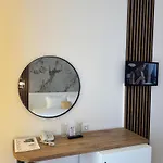 Отель Onyx 3*