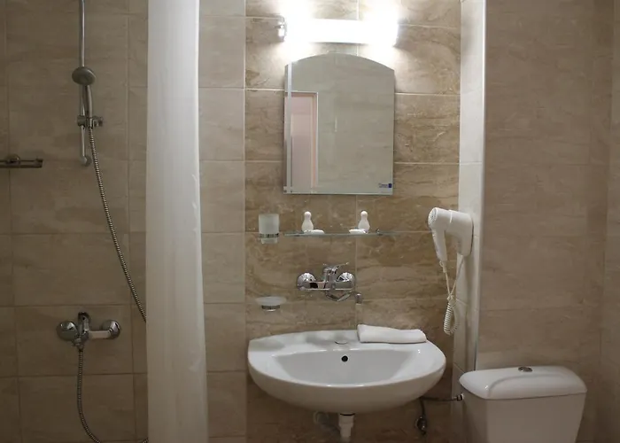 恩伊斯酒店 希典