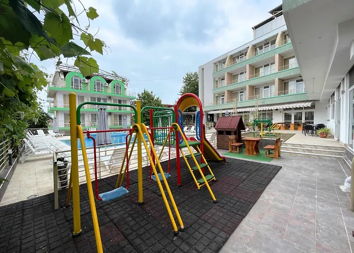 恩伊斯酒店 酒店