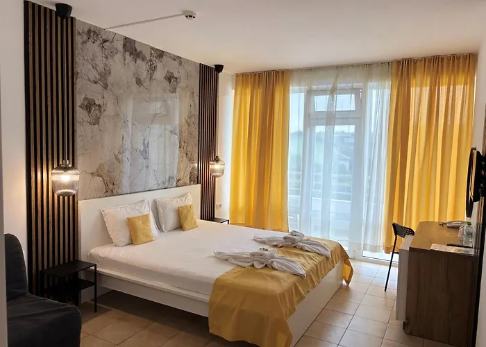 恩伊斯酒店 3* 希典